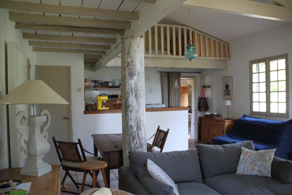 Le Mas Des Pins Mane (Alpes-de-Haute-Provence) Quarto foto
