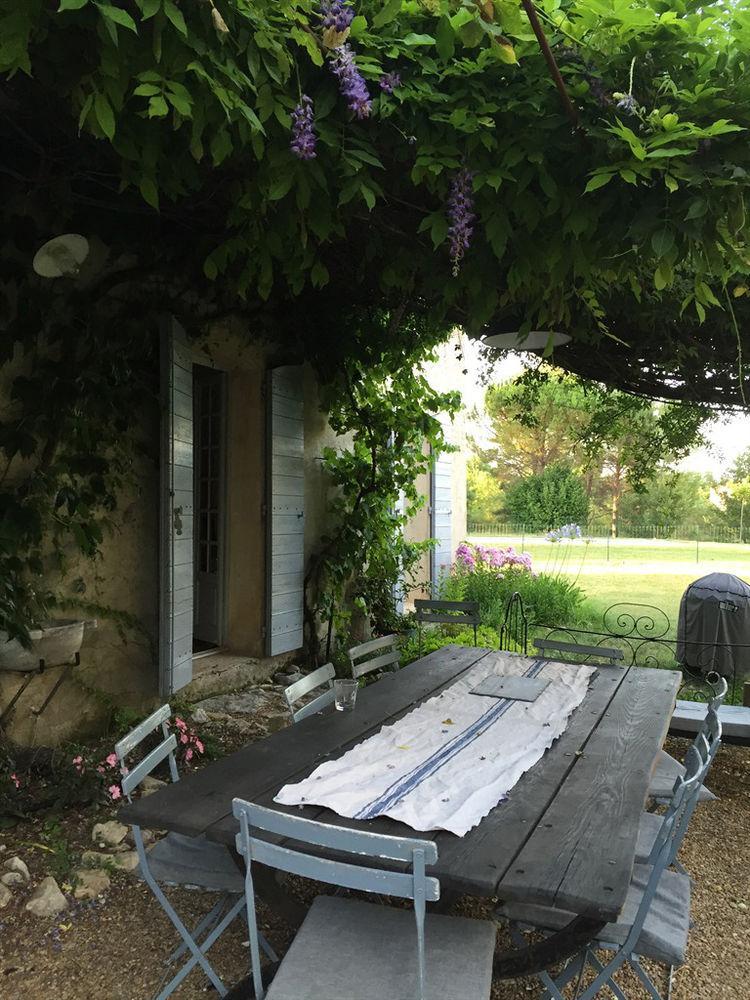 Le Mas Des Pins Mane (Alpes-de-Haute-Provence) Exterior foto